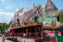 Das Geisterdorf auf der Sprödentalkirmes 2023 in Krefeld. • © ummet-eck.de - Schön