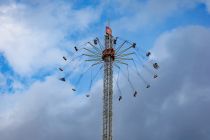 Bilder Around the World XXL - Hier war Around the World auf der Steiner Kirmes 2022 in Lüdenscheid zu sehen. • © ummeteck.de - Christian Schön