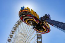 Airwolf (Weber) - Fahrgeschäft - Kirmes - Cannstatter Volksfest 2023 • © ummet-eck.de / kirmesecke.de