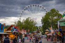 Aschaffenburger Volksfest 2023 - Kirmes- Bilder - Bis zu 500.000 Besucherinnen und Besucher zählt das Aschaffenburger Volksfest jährlich - in 2023 bereits die 94. Ausgabe.  • © kirmesecke.de - Christian Schön