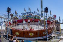 Die Bayernwippe ist ein Kirmes-Fahrgeschäft des Schaustellerbetriebes Schultz. • © ummet-eck.de / kirmesecke.de