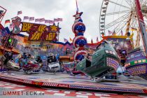 Der Break Dancer ist ein Kirmes-Fahrgeschäft des Schaustellerbetriebes Engelbrecht aus Schwerin.  • © ummet-eck.de - Silke Schön