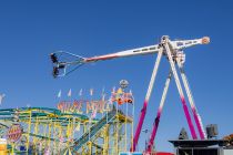 Cannstatter Volksfest 2023 - Stuttgart - Bilder - Giganten unter sich. • © kirmesecke.de - Christian Schön