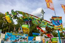 Volksfest Freising 2023 - Bilder - ... und noch der Hawaii Swing. • © kirmesecke.de - Christian Schön