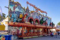 Hier haben wir die große Geisterbahn auf dem Cannstatter Volksfest 2023 in Stuttgart gesehen. • © ummet-eck.de / kirmesecke.de