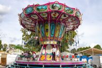 Kettenflieger (Diebold) - Volkfest - Kirmes - Bilder 2023 - Hier haben wir den Kettenflieger auf dem Volksfest in Freising gesehen. • © kirmesecke.de - Christian Schön