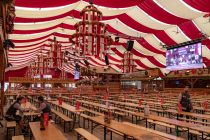 Das Sonja Merz Festzelt findest Du jährlich auf dem Cannstatter Volksfest in Stuttgart.  • © kirmesecke.de