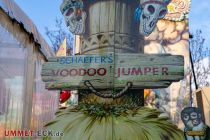 Voodoo Jumper (Schäfer) - Fahrgeschäft - Bilder - Die Front des Fahrgeschäftes ist 22 Meter lang, die Höhe beträgt 9,65 Meter. • © ummeteck.de - Schön