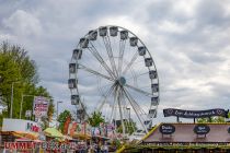 White Wheel (Küchenmeister) - Riesenrad - Lüdenscheid 2023 - Hier haben wir das White Wheel auf der [e:12292::Steinert-Kirmes 2023 in Lüdenscheid:] gesehen. • © ummet-eck.de - Schön