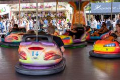 Autoscooter von Rilke auf dem Volksfest 2023 in Erding • © kirmesecke.de