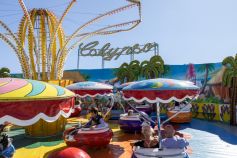 Calypso auf der Oidn Wiesn 2023 (Oktoberfest). • © kirmesecke.de