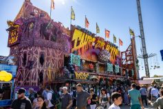 Fahrt zur Hölle auf dem Karpfhamer Volksfest 2023 in Bad Griesbach. • © kirmesecke.de