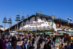 Festhalle Schottenhamel auf dem Oktoberfest 2023 • © kirmesecke.de