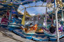 Die Seefahrt Happy Sailor von Howey auf der Rheinkirmes in Düsseldorf 2022 • © ummet-eck.de / christian schön