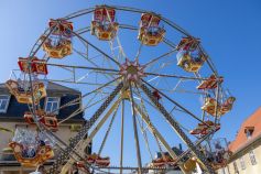 2020 erst gebaut: Das „kleine“ Riesenrad von Böhme auf der Bad Nauheimer Kerb 2023 • © kirmesecke.de