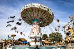 Auf größeren Kirmessen eigentlich immer dabei: Ein Wellenflug. • © ummet-eck.de